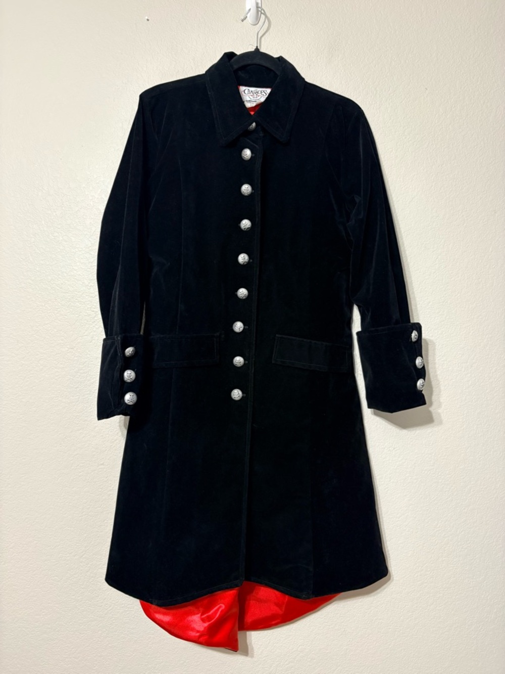 CHARADES Treasure
Island Pirate Vixen Velour Long Coat Costume Cosplay
Unisex XL